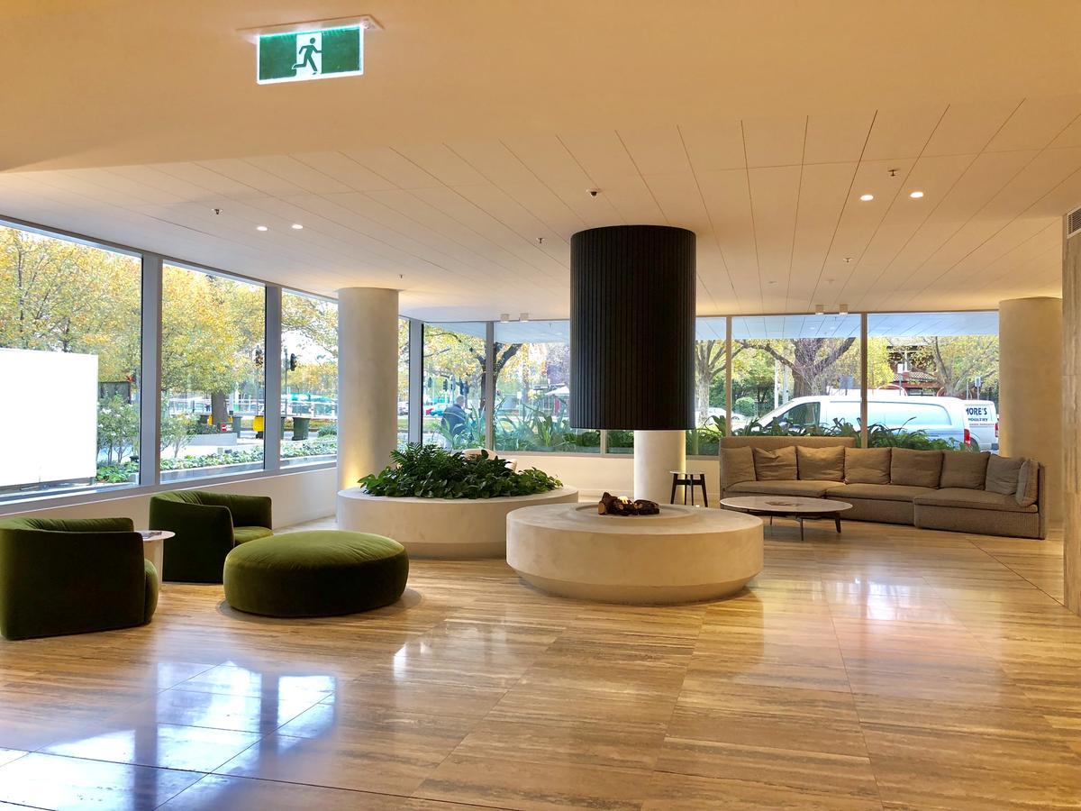 Апартаменты Pride Fawkner St Kilda Rd With Gym & Pool Мельбурн Экстерьер фото